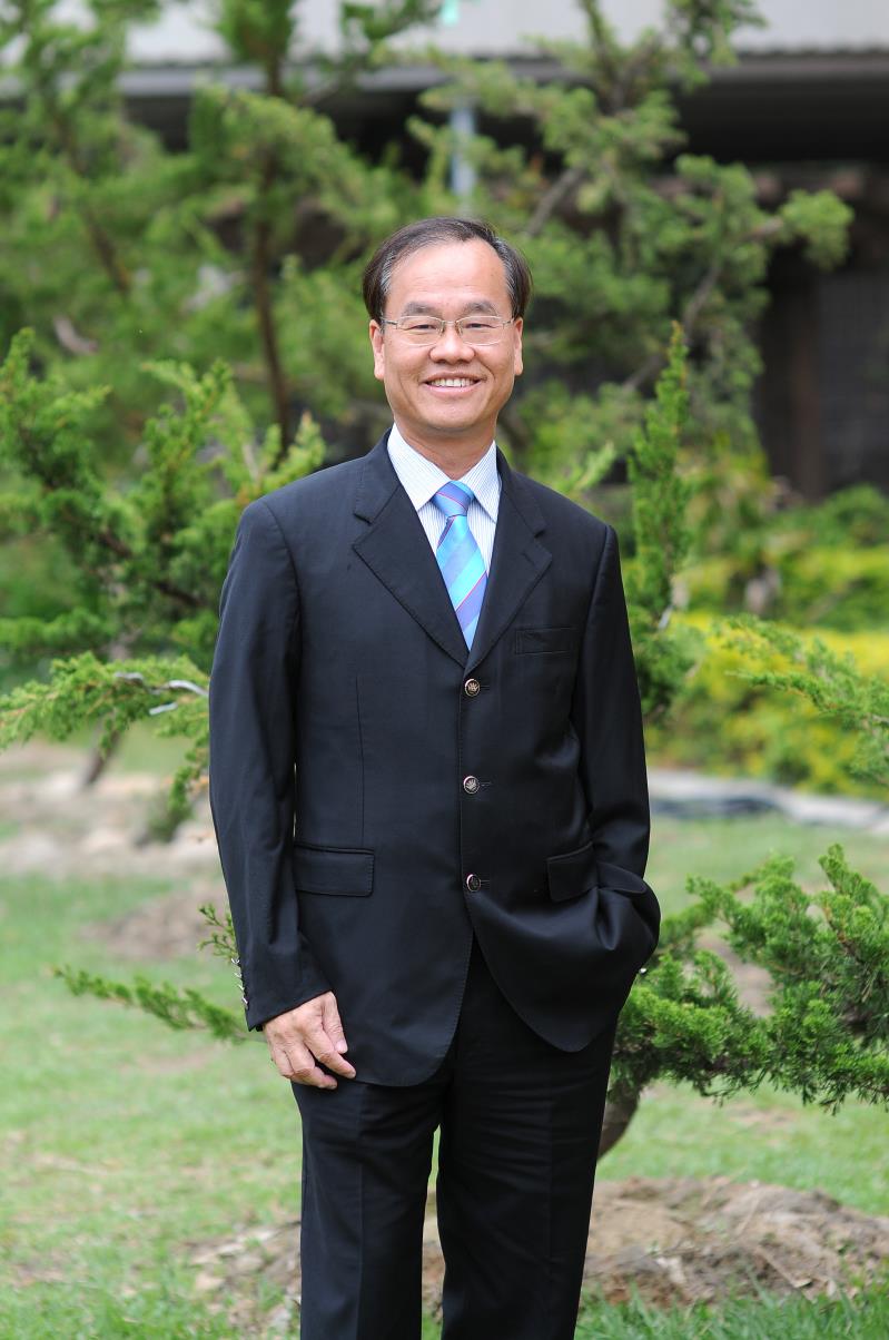 臺中市大甲區大甲國民中學校友會 臺中市大甲區大甲國民中學校友會