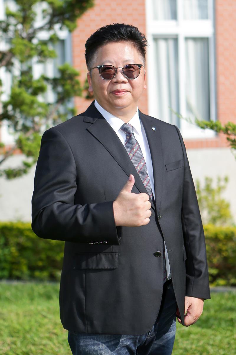 臺中市大甲區大甲國民中學校友會 臺中市大甲區大甲國民中學校友會