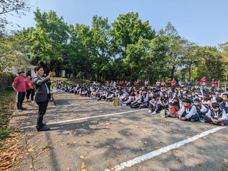臺中市大甲區大甲國民中學校友會
