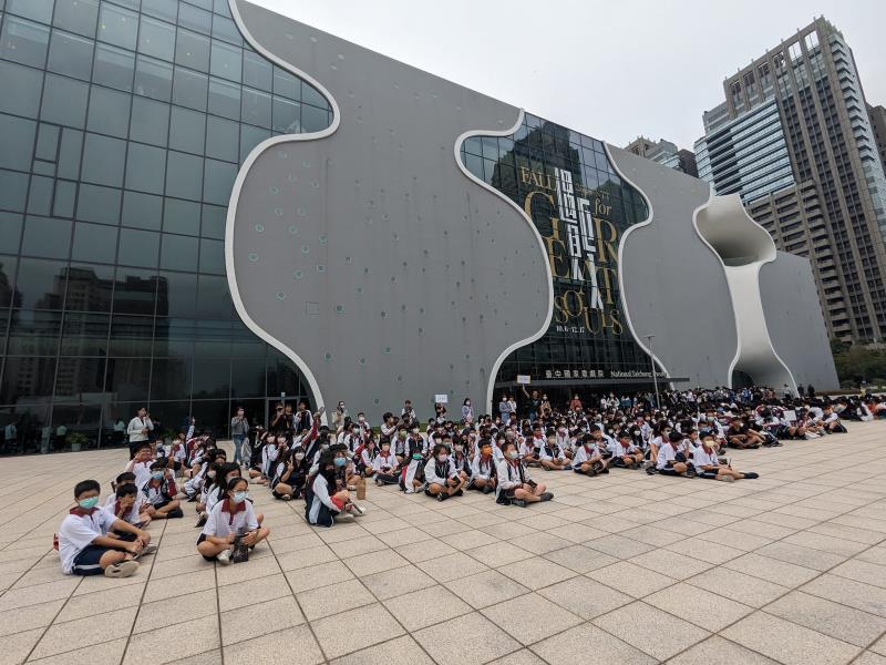 臺中市大甲區大甲國民中學校友會 臺中市大甲區大甲國民中學校友會