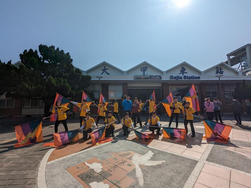 臺中市大甲區大甲國民中學校友會 臺中市大甲區大甲國民中學校友會