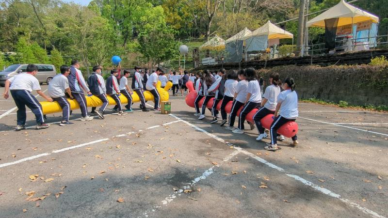 臺中市大甲區大甲國民中學校友會