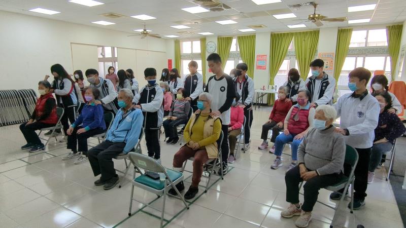 臺中市大甲區大甲國民中學校友會 臺中市大甲區大甲國民中學校友會