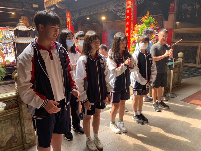 臺中市大甲區大甲國民中學校友會 臺中市大甲區大甲國民中學校友會