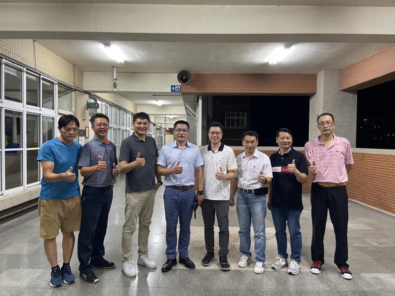 臺中市大甲區大甲國民中學校友會