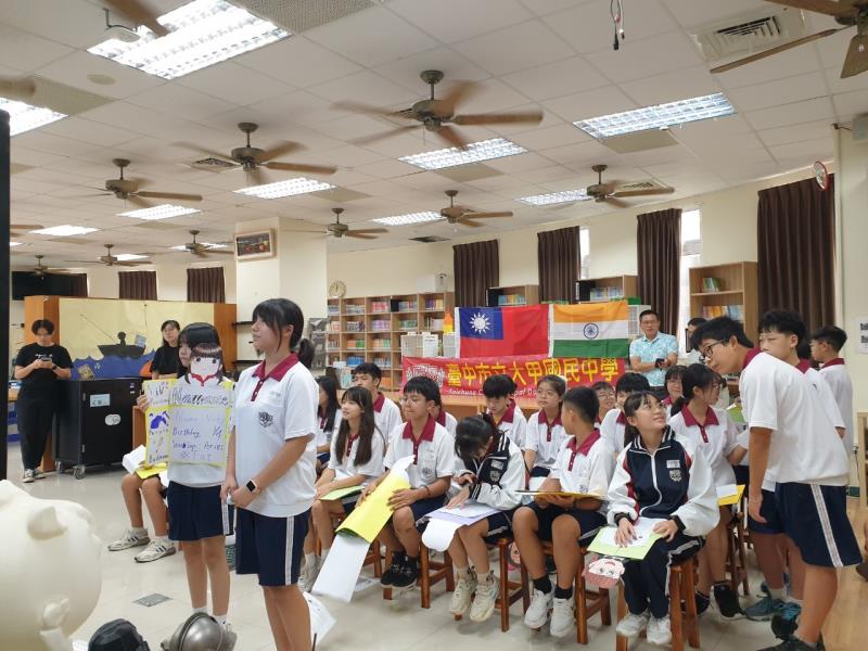 臺中市大甲區大甲國民中學校友會 臺中市大甲區大甲國民中學校友會