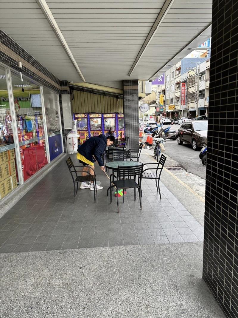 臺中市大甲區大甲國民中學校友會 臺中市大甲區大甲國民中學校友會