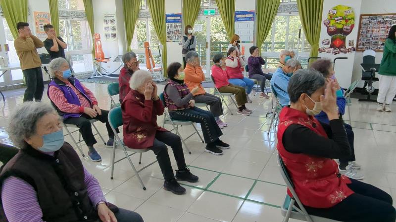 臺中市大甲區大甲國民中學校友會 臺中市大甲區大甲國民中學校友會