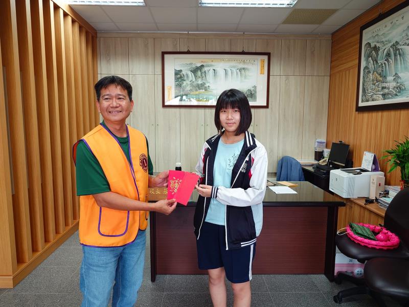 臺中市大甲區大甲國民中學校友會