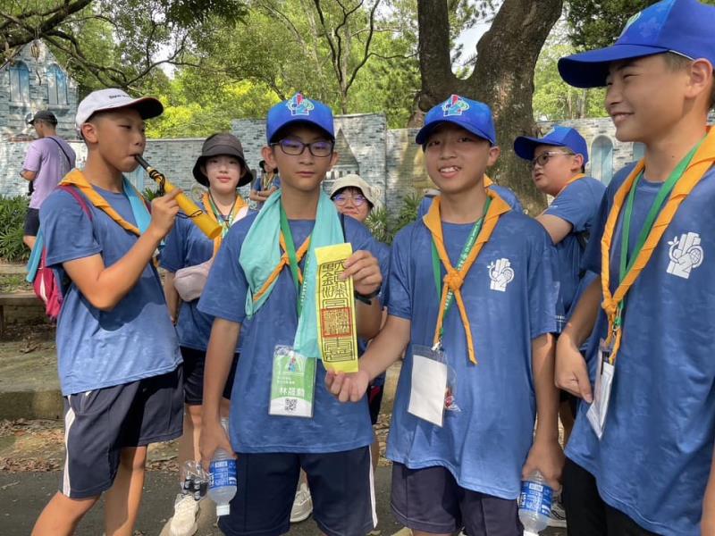 臺中市大甲區大甲國民中學校友會 臺中市大甲區大甲國民中學校友會
