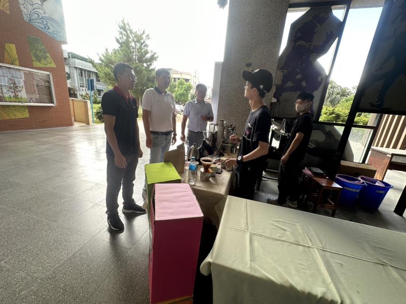 臺中市大甲區大甲國民中學校友會