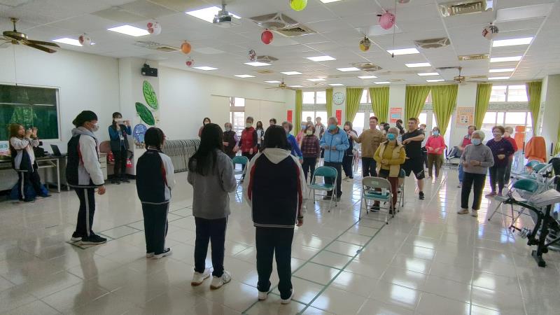 臺中市大甲區大甲國民中學校友會 臺中市大甲區大甲國民中學校友會